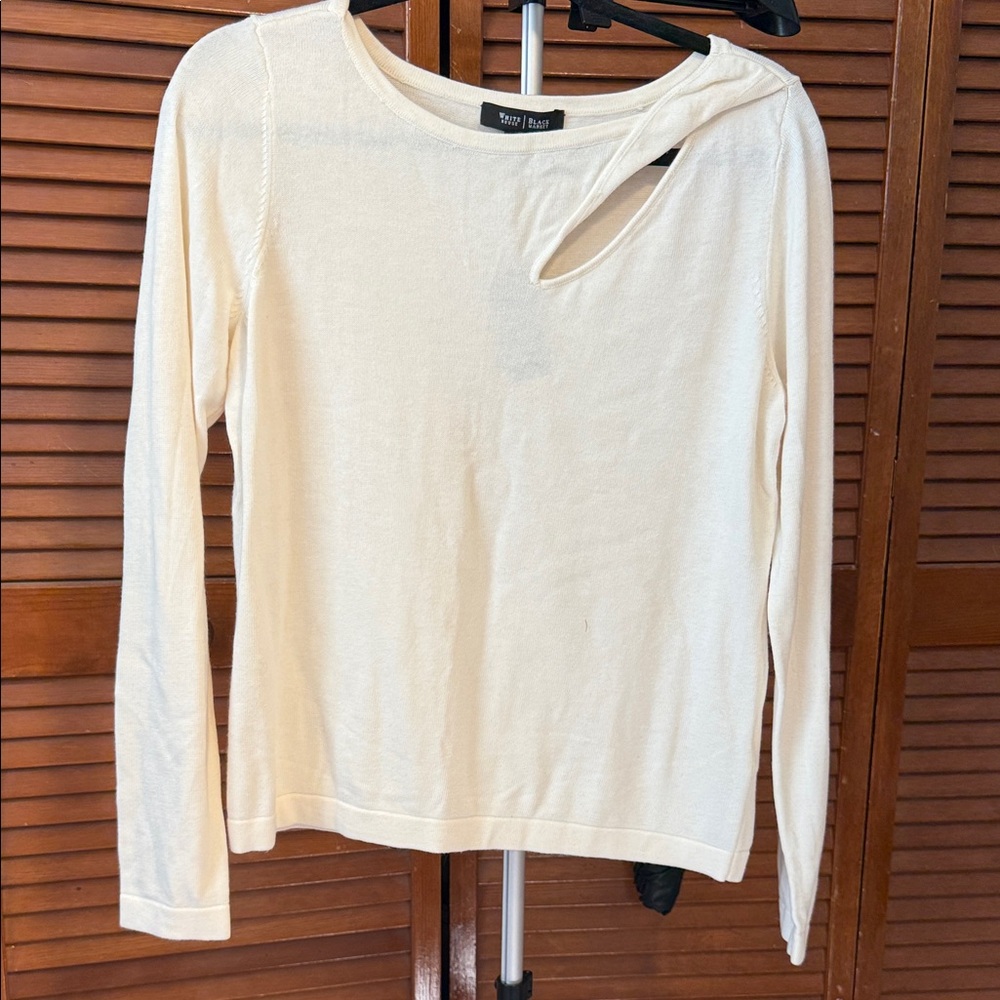Washed Ivory Long-Sleeve Cutout Knit Top by Velvet Heart